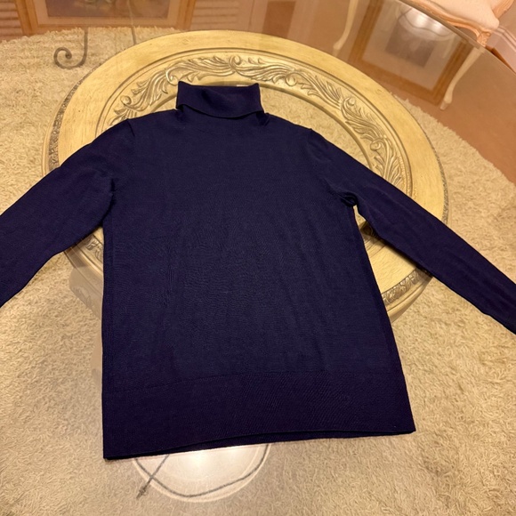 NWT Gap 100% Merino Wool Turtleneck Sweater Navy Blue S Minimalist Classic - Picture 7 of 11